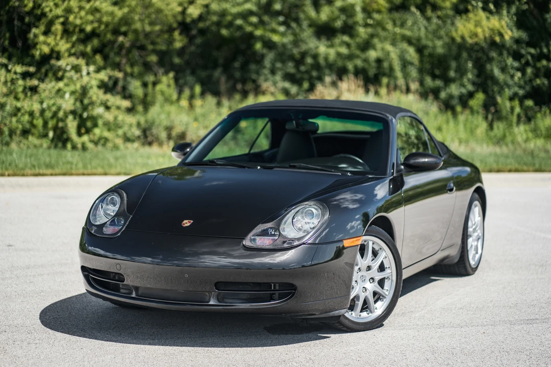 2001 Porsche 996 Carrera - Image 13 of 31