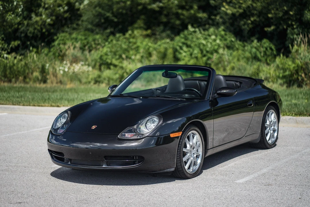 2001 Porsche 996 Carrera - Image 7 of 31