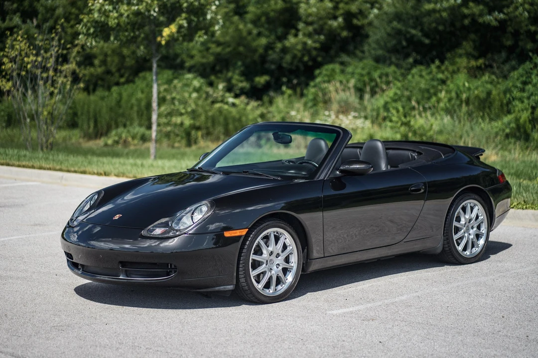 2001 Porsche 996 Carrera - Image 8 of 31
