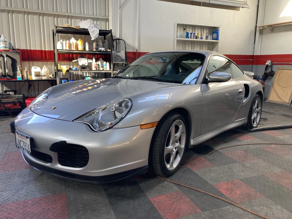 2001 Porsche 996 Turbo - Image 9 of 31