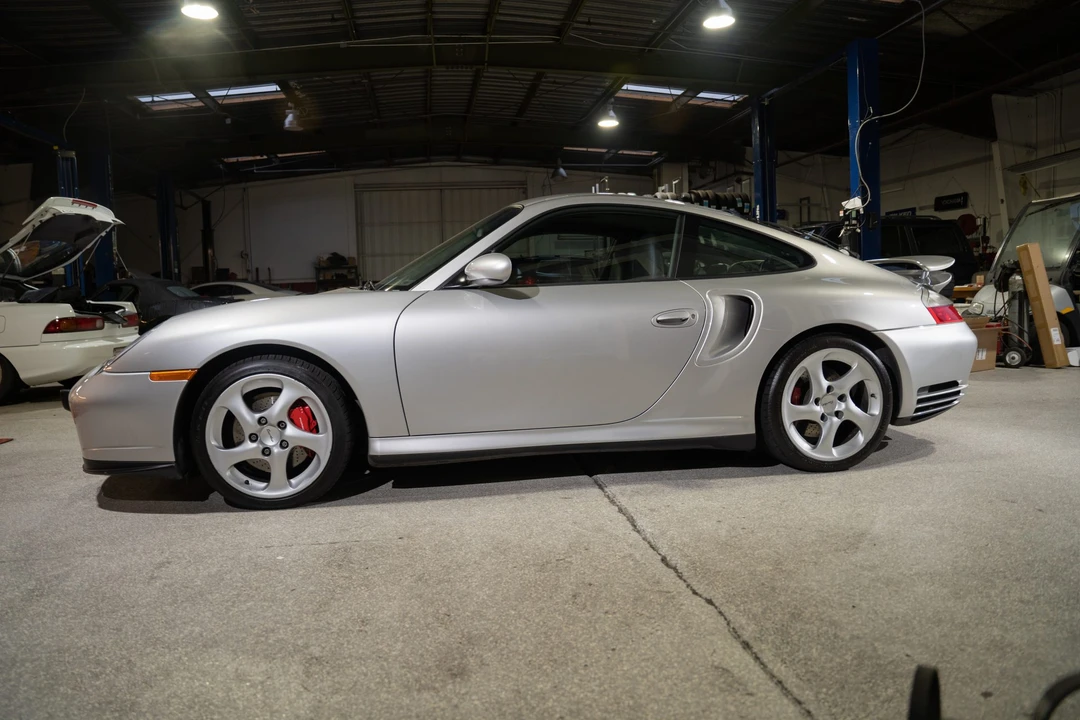 2001 Porsche 996 Turbo - Image 5 of 31