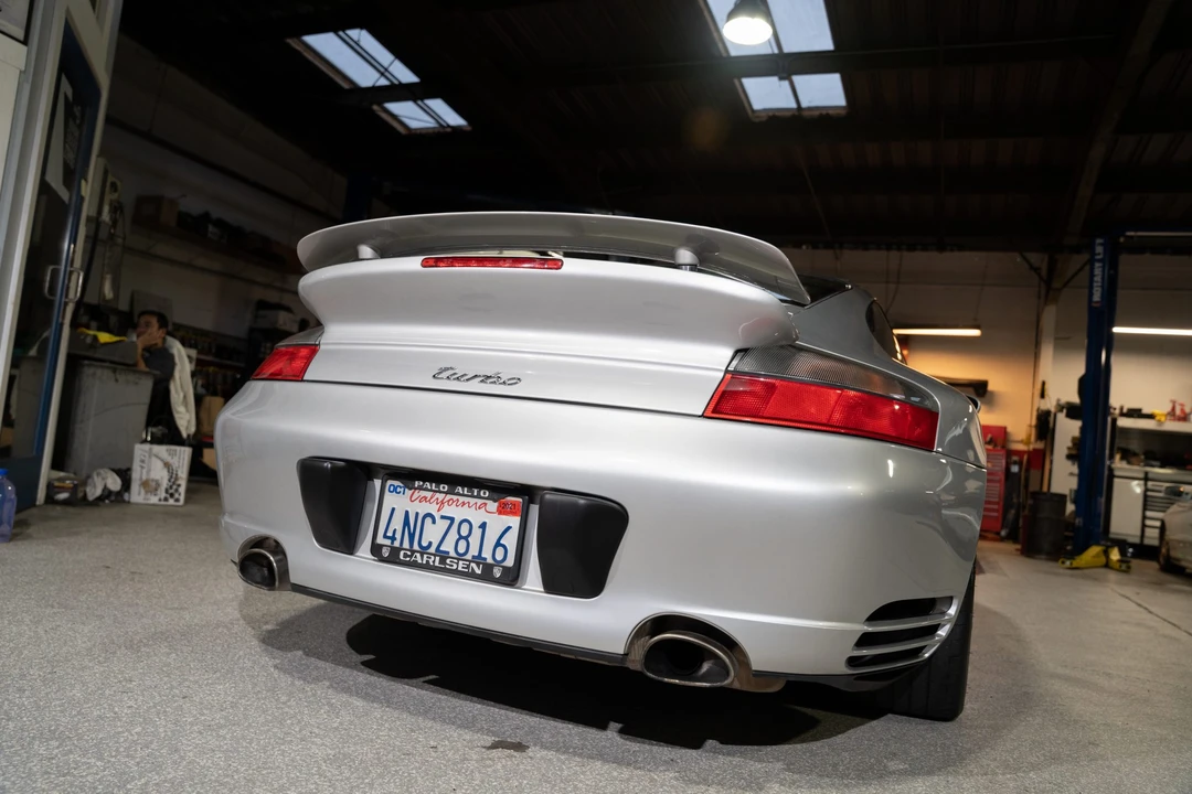 2001 Porsche 996 Turbo - Image 10 of 31
