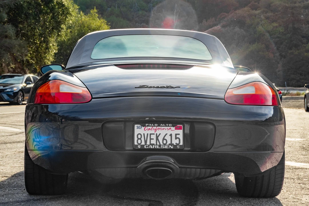 2001 Porsche 986 Boxster - Image 6 of 31