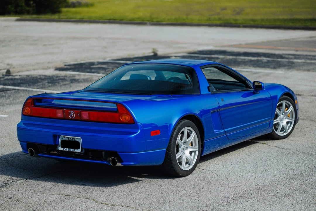 2002 Acura NA2 NSX - Image 8 of 31