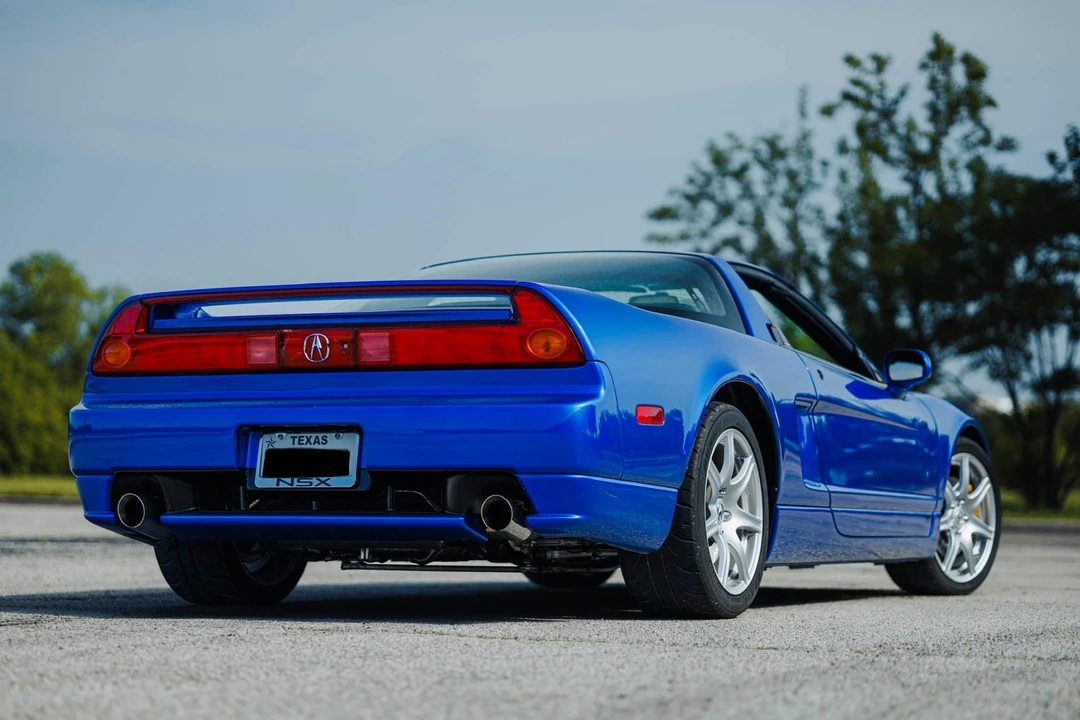 2002 Acura NA2 NSX - Image 11 of 31