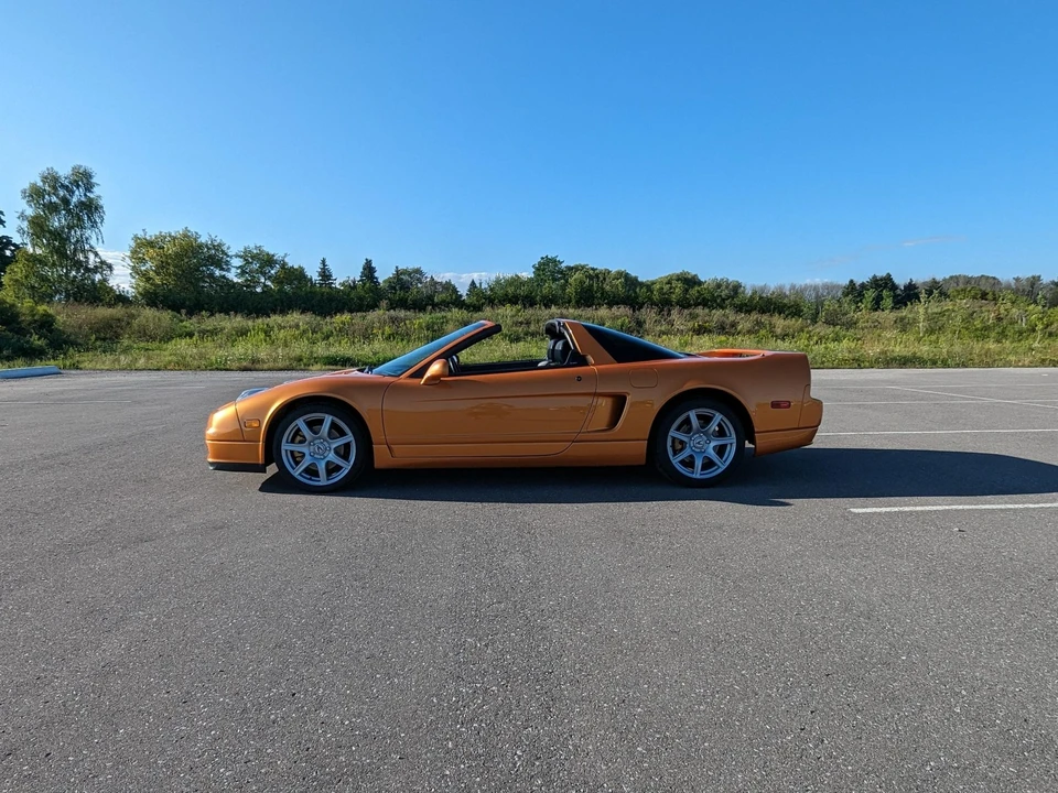 2002 Acura NA2 NSX - Image 10 of 31