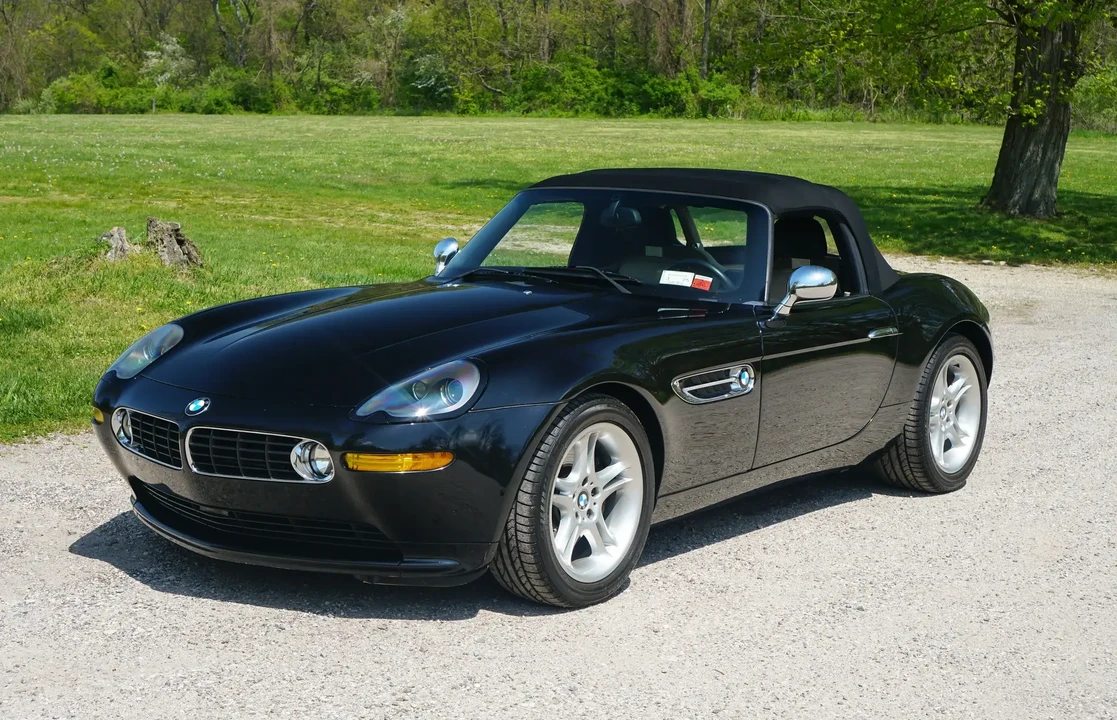 2002 BMW Z8 - Image 6 of 6