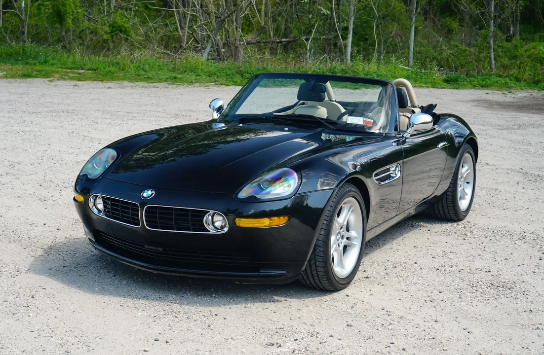 2002 BMW Z8 - Image 5 of 6