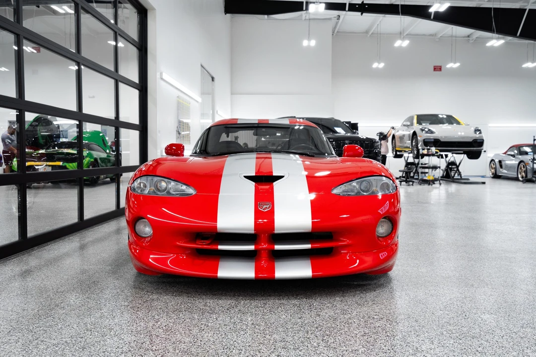 2002 Dodge Viper GTS 2nd Gen - Image 3 of 31
