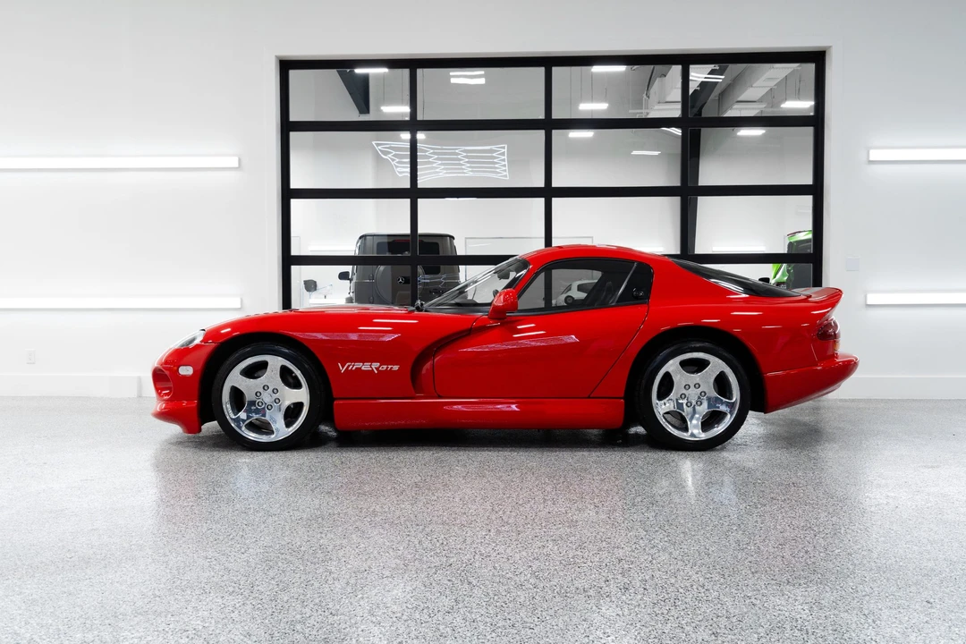 2002 Dodge Viper GTS 2nd Gen - Image 6 of 31