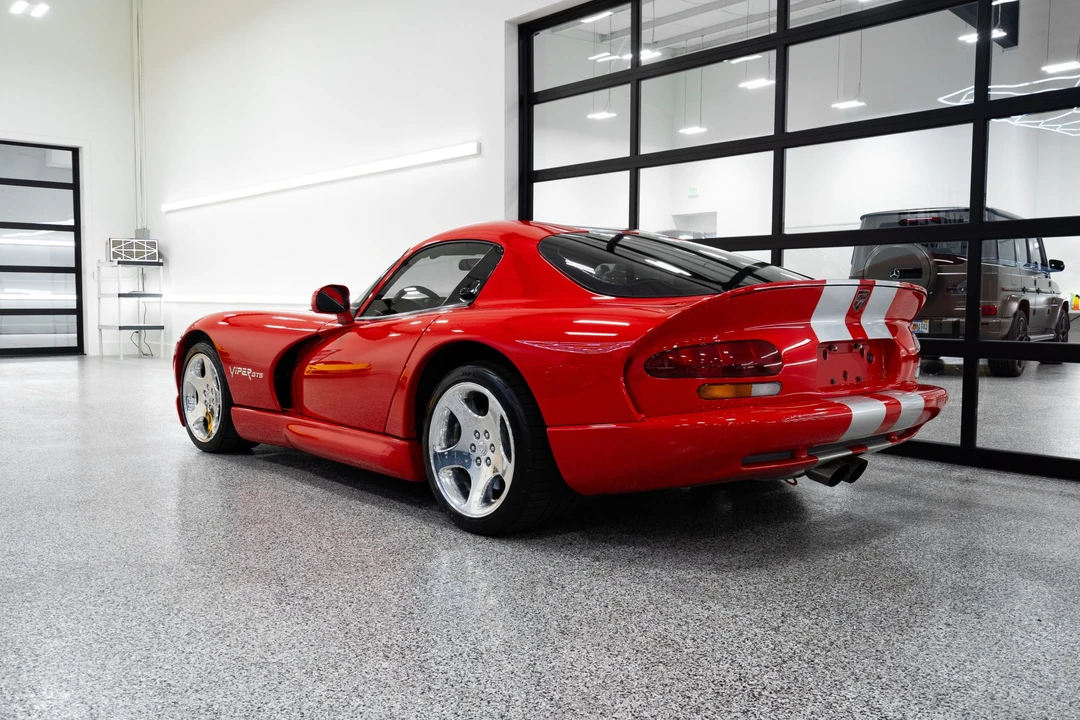 2002 Dodge Viper GTS 2nd Gen - Image 5 of 31