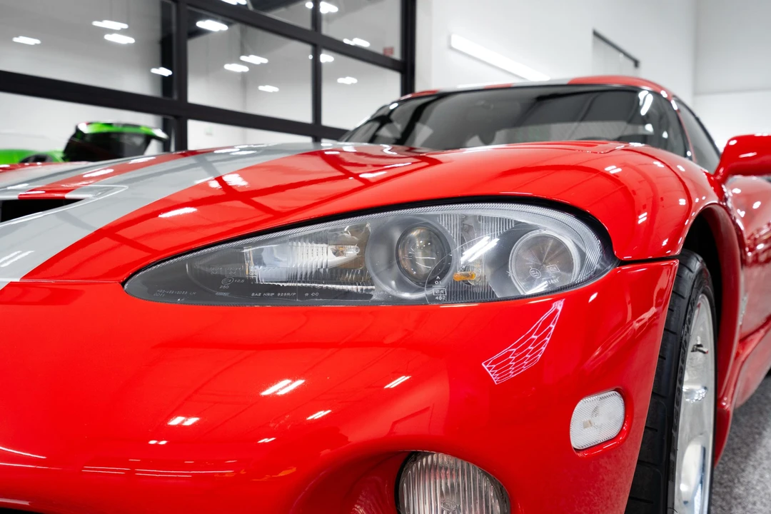 2002 Dodge Viper GTS 2nd Gen - Image 16 of 31