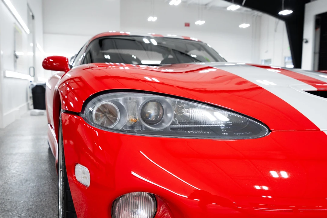 2002 Dodge Viper GTS 2nd Gen - Image 15 of 31