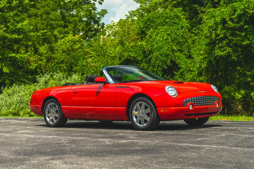 2002 Ford Thunderbird 11th Gen - Image 29 of 31