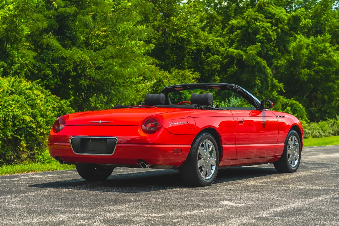 2002 Ford Thunderbird 11th Gen - Image 20 of 31