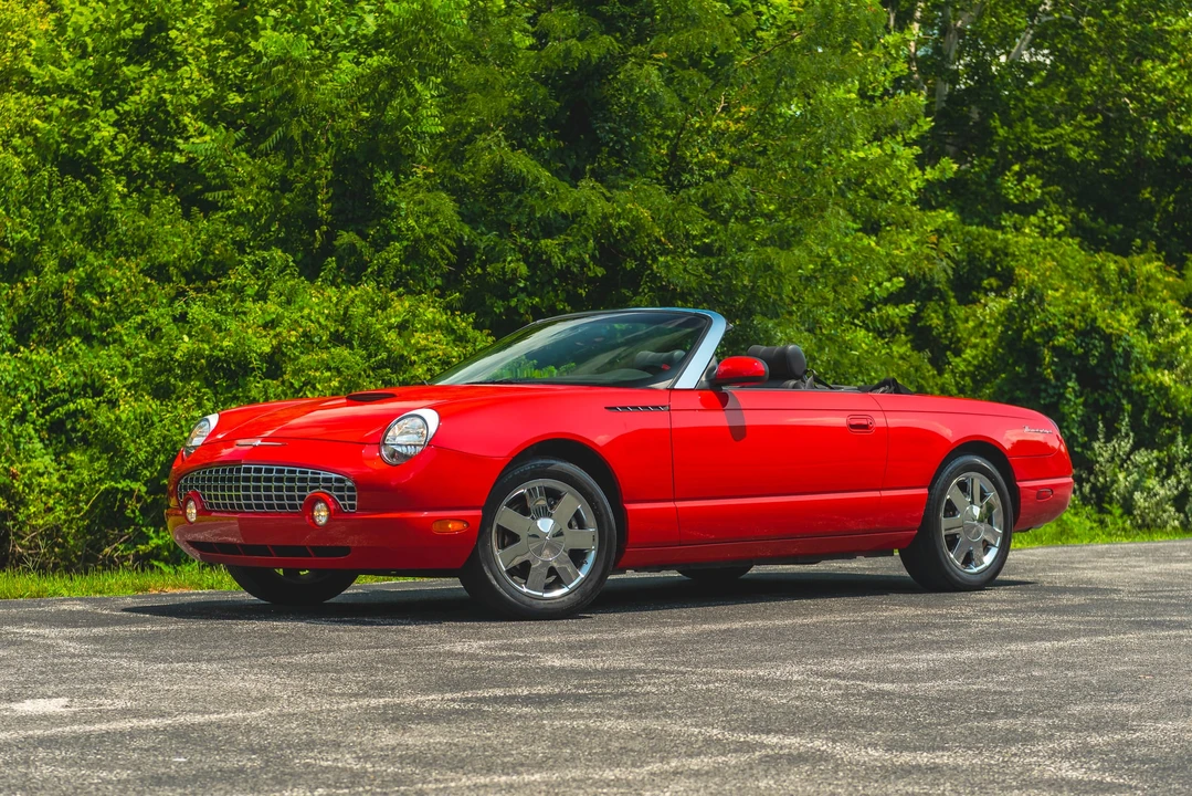 2002 Ford Thunderbird 11th Gen - Image 9 of 31
