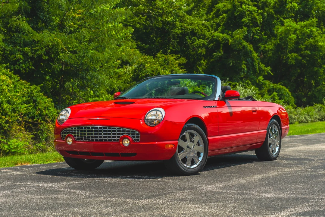 2002 Ford Thunderbird 11th Gen - Image 6 of 31