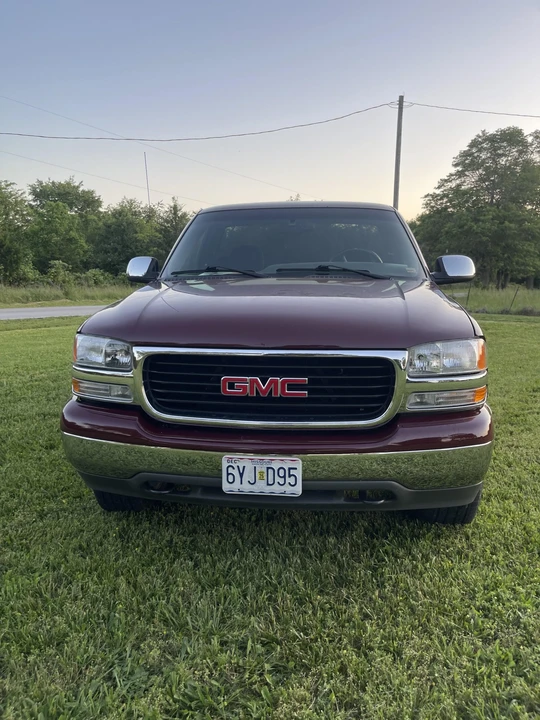 2002 GMC Sierra 2nd Gen - Image 4 of 31