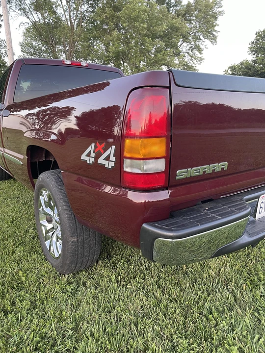 2002 GMC Sierra 2nd Gen - Image 27 of 31