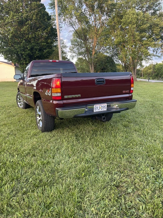 2002 GMC Sierra 2nd Gen - Image 9 of 31