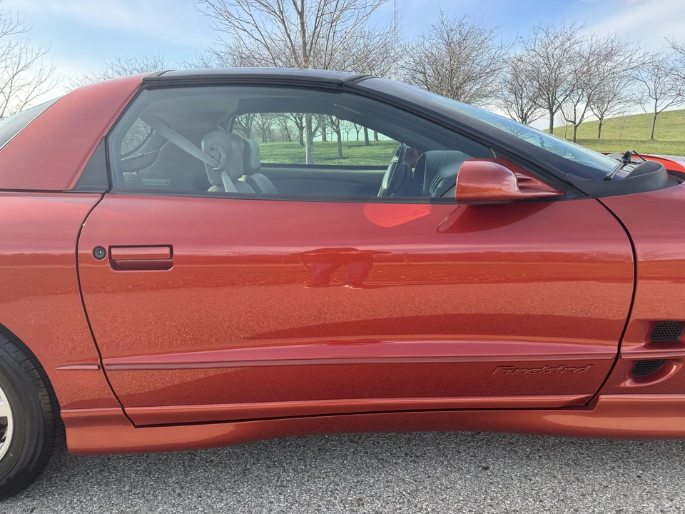 2002 Pontiac Firebird 4th Gen - Image 25 of 31