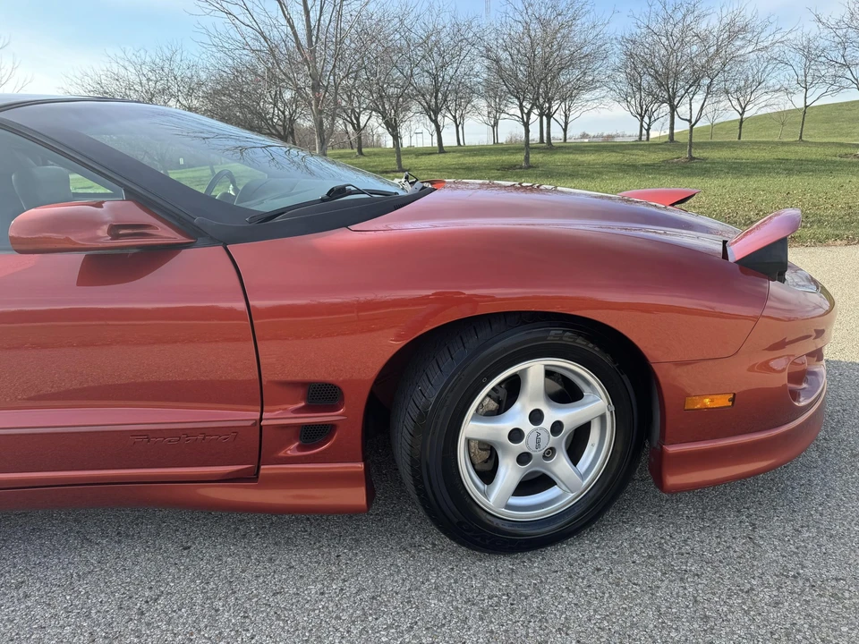 2002 Pontiac Firebird 4th Gen - Image 26 of 31