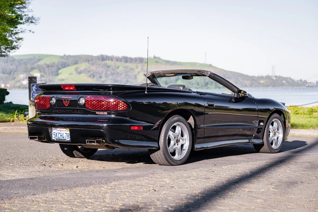 2002 Pontiac Firebird Trans Am 4th Gen - Image 15 of 31