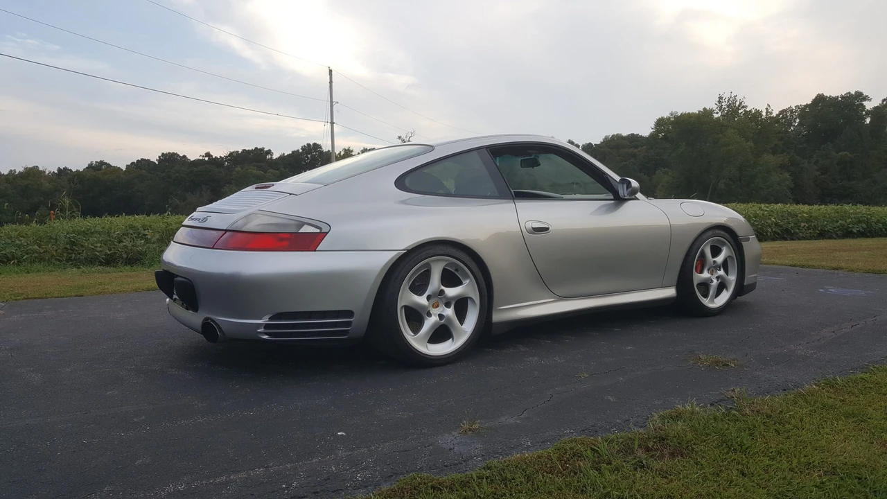 2002 Porsche 996 Carrera 4S - Image 23 of 31