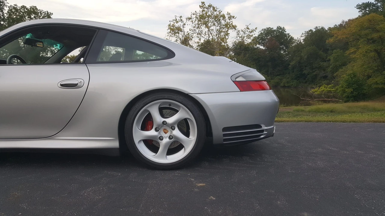 2002 Porsche 996 Carrera 4S - Image 28 of 31