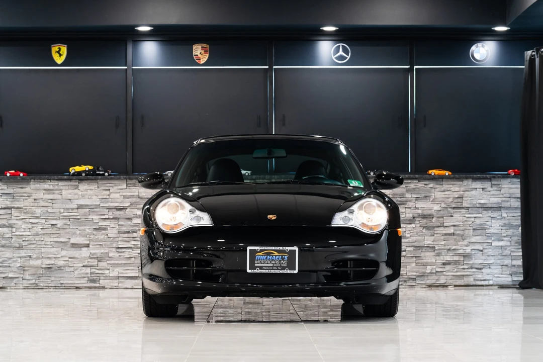 2002 Porsche 996 Carrera - Image 11 of 31