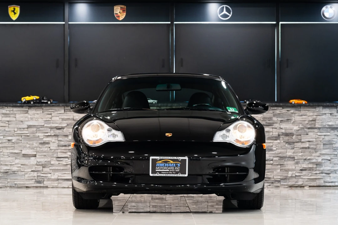 2002 Porsche 996 Carrera - Image 10 of 31