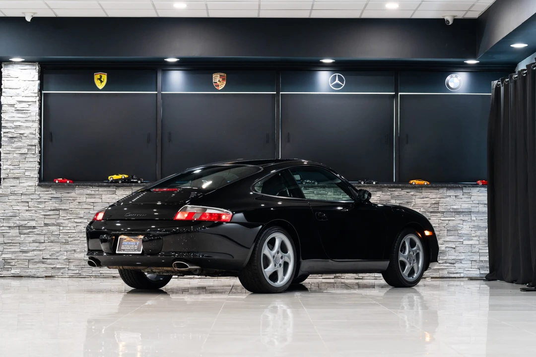 2002 Porsche 996 Carrera - Image 27 of 31