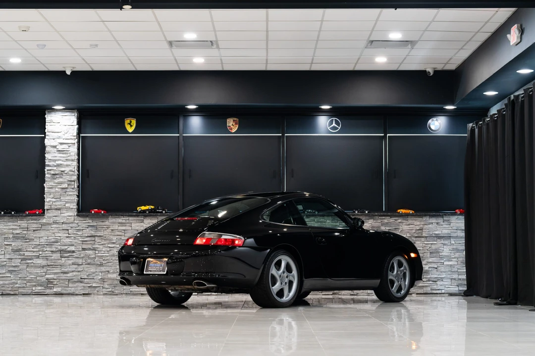 2002 Porsche 996 Carrera - Image 28 of 31