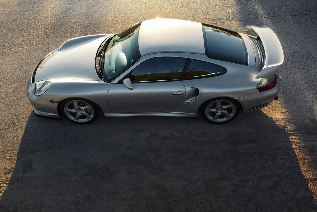 2002 Porsche 996 Turbo - Image 11 of 31