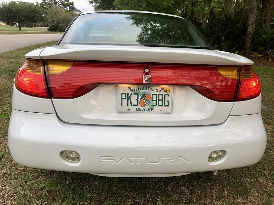 2002 Saturn - Image 5 of 31