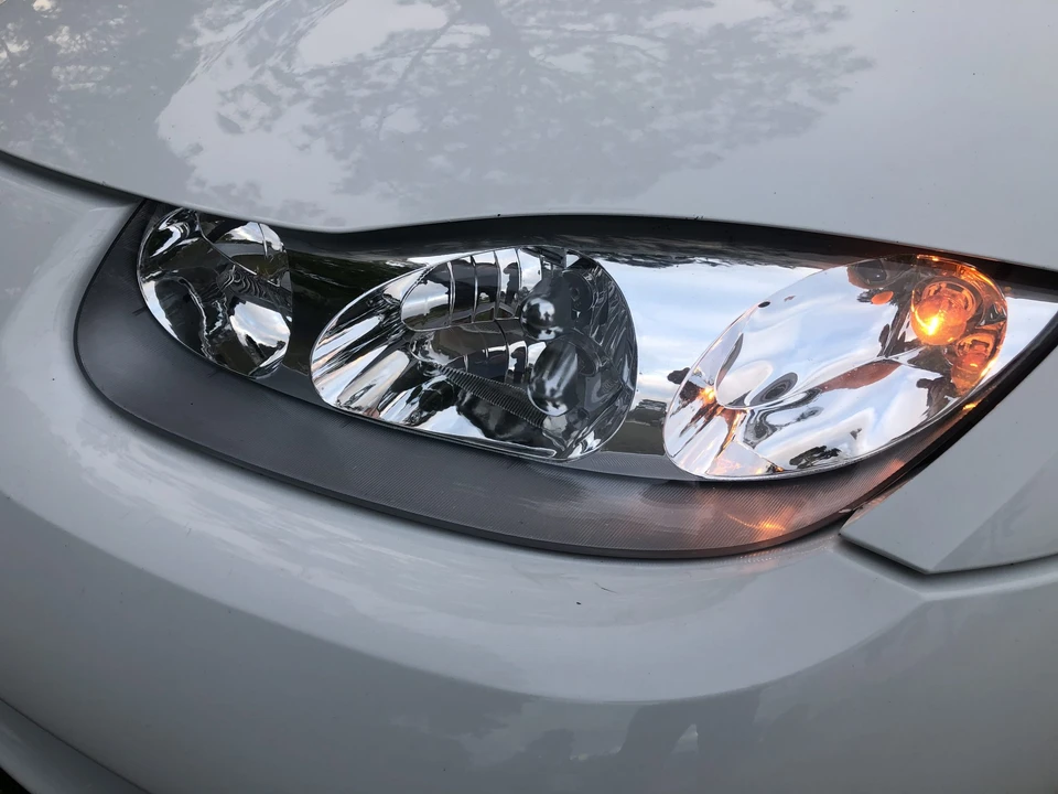 2002 Saturn - Image 13 of 31