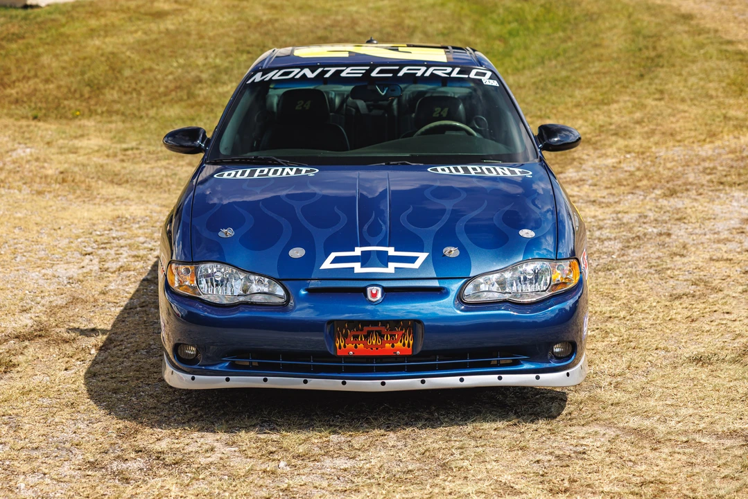 2003 Chevrolet Monte Carlo 6th Gen - Image 5 of 31