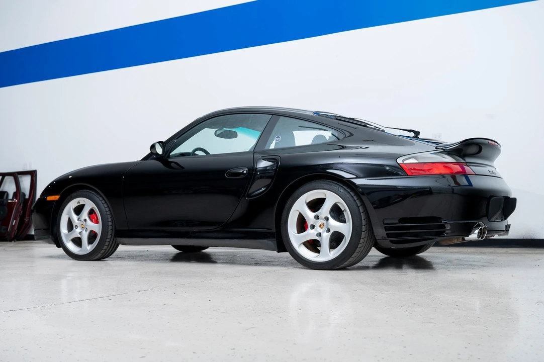 2003 Porsche 996 Turbo - Image 12 of 31