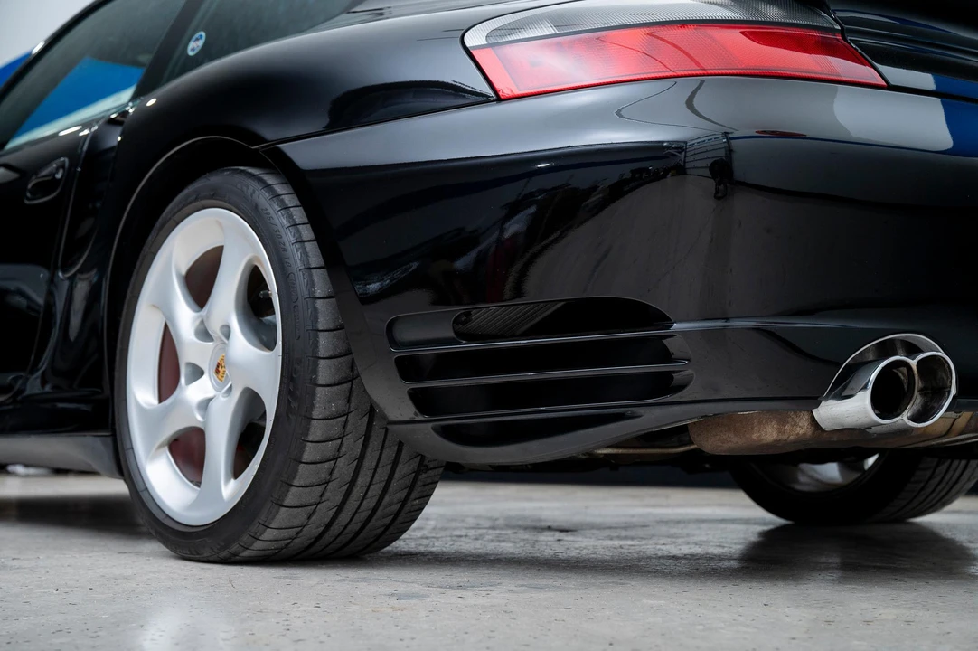 2003 Porsche 996 Turbo - Image 29 of 31