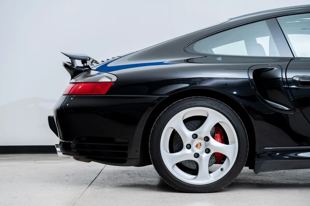 2003 Porsche 996 Turbo - Image 20 of 31