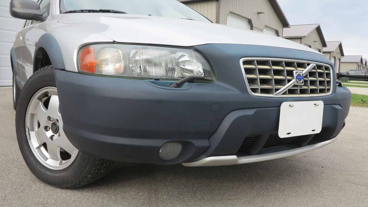2003 Volvo V70 XC/XC70 2nd Gen - Image 15 of 31