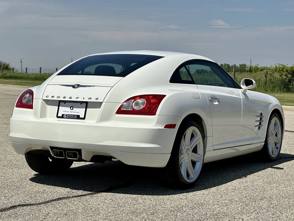 2004 Chrysler Crossfire - Image 19 of 31