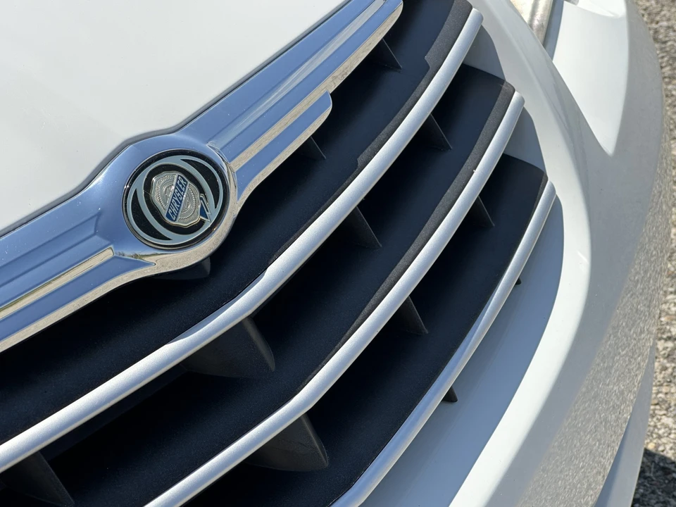 2004 Chrysler Crossfire - Image 23 of 31