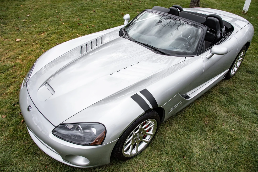 2004 Dodge Viper 3rd Gen - Image 9 of 31