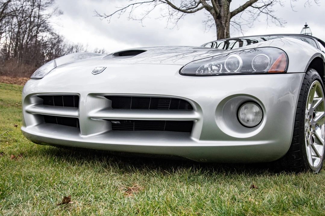 2004 Dodge Viper 3rd Gen - Image 15 of 31