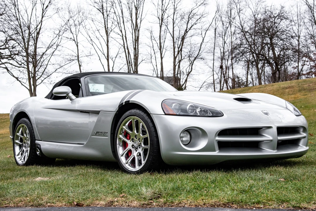 2004 Dodge Viper 3rd Gen - Image 4 of 31
