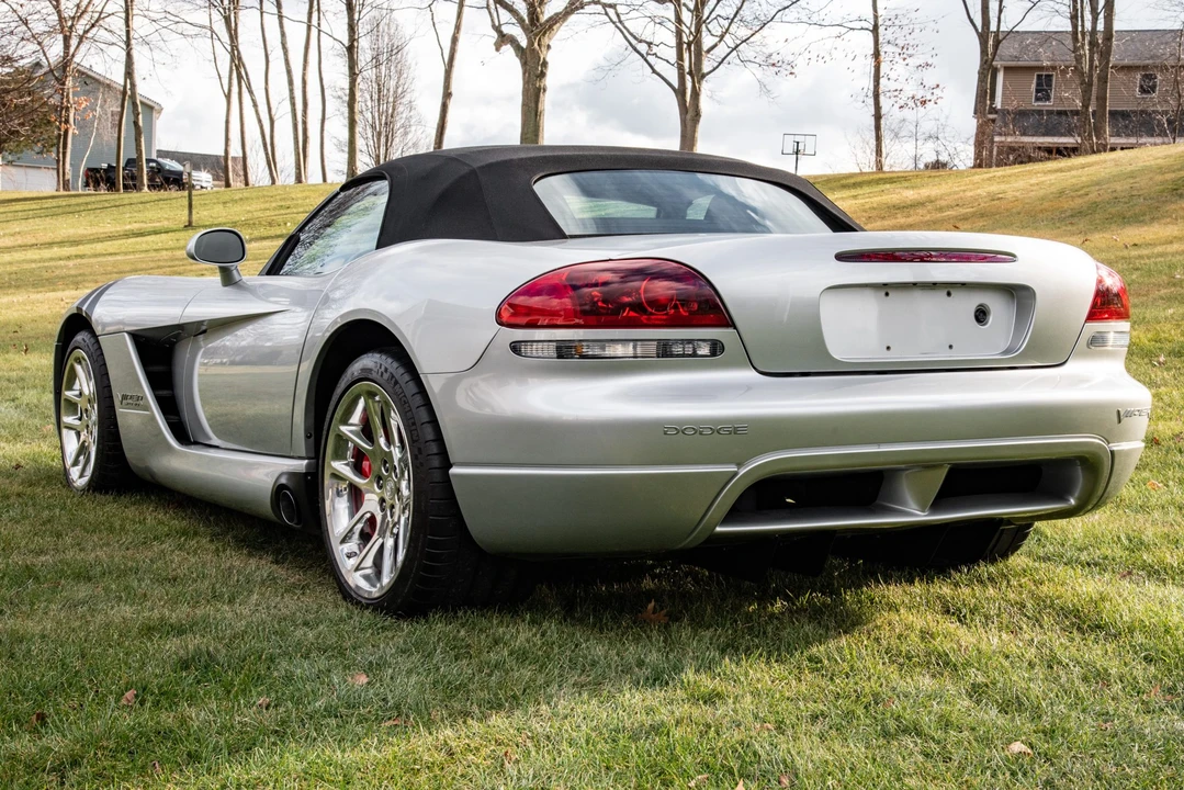 2004 Dodge Viper 3rd Gen - Image 7 of 31