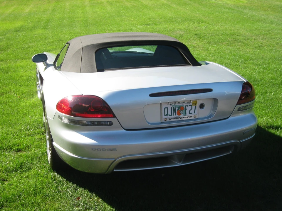 2004 Dodge Viper 3rd Gen - Image 10 of 31