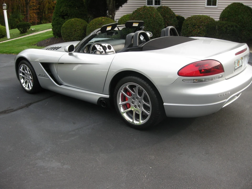 2004 Dodge Viper 3rd Gen - Image 6 of 31