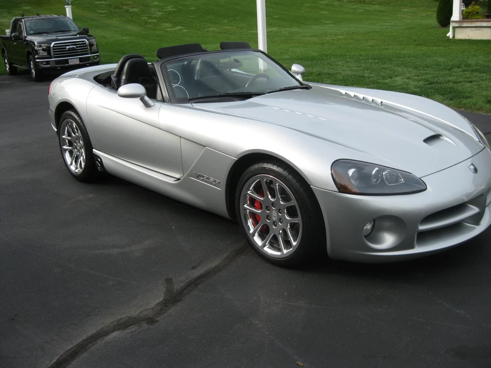 2004 Dodge Viper 3rd Gen - Image 4 of 31